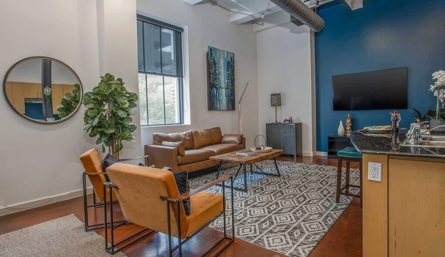 Industrial Loft | Sundance Square | FIFA DFW