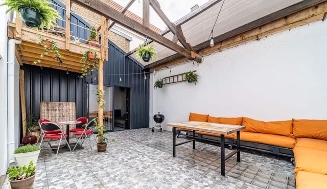 Industrial Loft with Patio in the City Center of Dunkirk