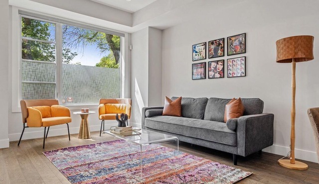 Industrial Mid-Century 4BDRM w/Gym