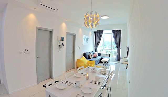 Infinity pool PANDAHOME at KK city center (Opposite Imago Mall)