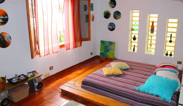 Ingart Art House Apart