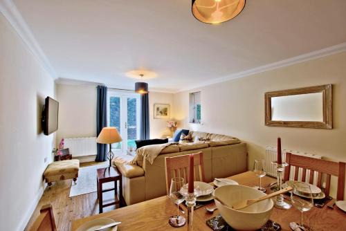 Ingledale Apartment, Ingleton, Yorkshire Dales National Park, Famous Three Peaks, Near The Lake District, Pets Are Welcome