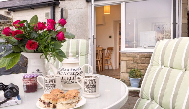 Ingleton 2-bed Cottage, Sleeps 4, Pet Ok & Parking