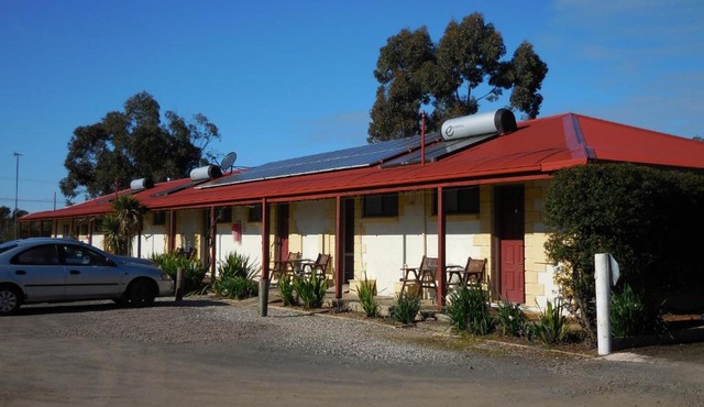 Inglewood Motel and Caravan Park Victoria