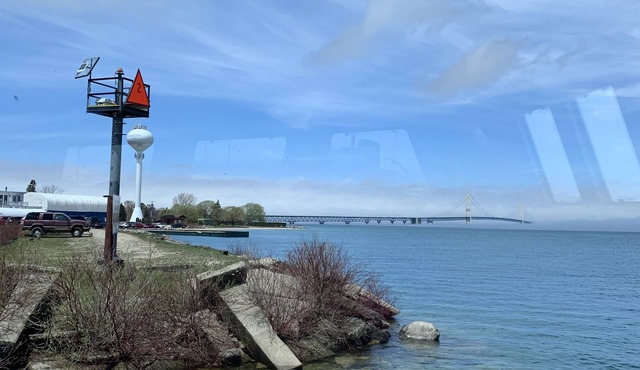 Inland Waterway /Mullett Lake /Indian River /Cheboygan Mackinaw Island/Aloha