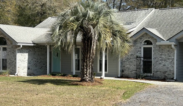 Inlet Escape Private Home, Heart of Inlet, short walk to Marshwalk