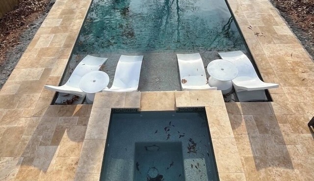 Inman Park 6 bedroom pool & jacuzzi walk to beltline restaurants bars and parks