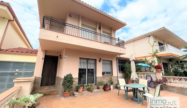 Inmobooking Single-family house Salou, air-conditioned.