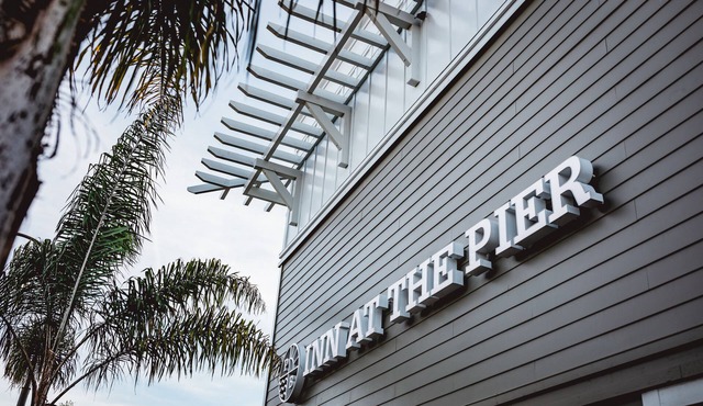 Inn at the Pier Pismo Beach, Curio Collection by Hilton