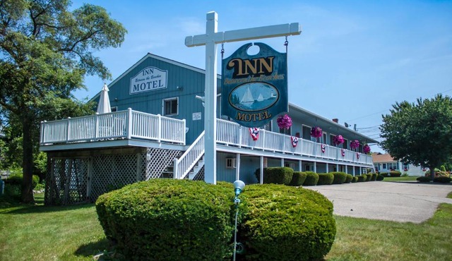 Inn Between the Beaches & Villager