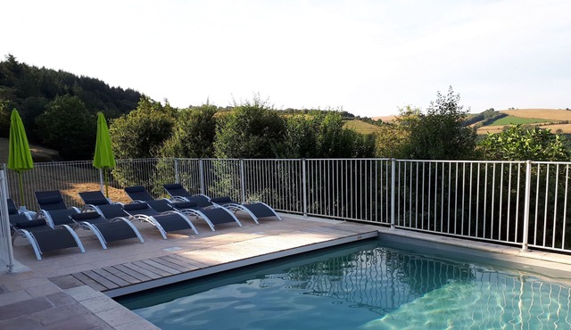 Inn Montclar, 5 bedrooms, sleeps 14