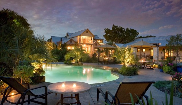 Inn on Lake Granbury a Boutique Hotel