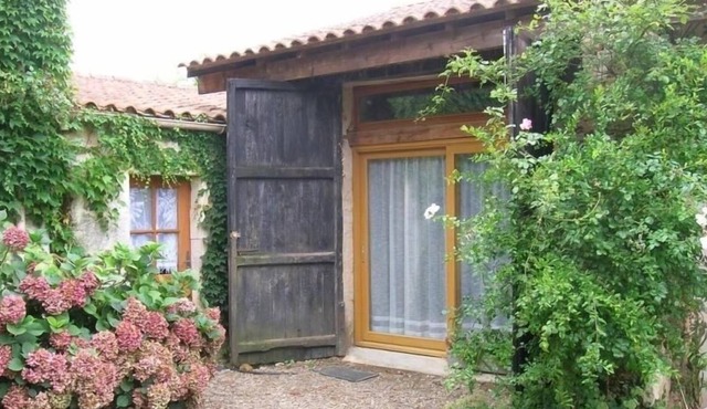 Inn Saint-Cyr-en-Talmondais, 3 bedrooms, 6 people