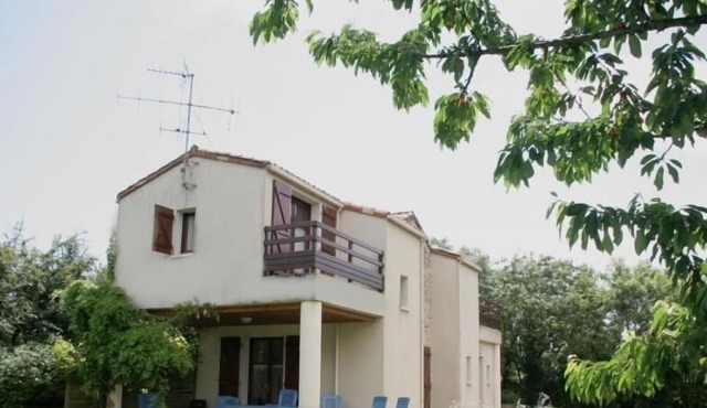 Inn Saint-Aubin-la-Plaine, 2 bedrooms, 4 people