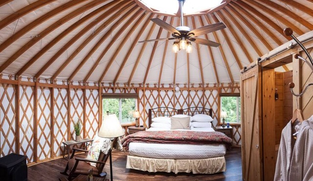 Inn & Spa at Cedar Falls Katydid Yurt