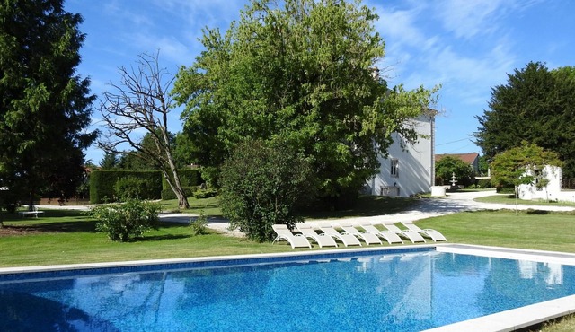 Inn Vraincourt, 7 bedrooms, 15 people