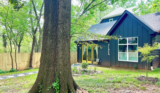 Inner City Hideout: Serenity with Big Nature Views