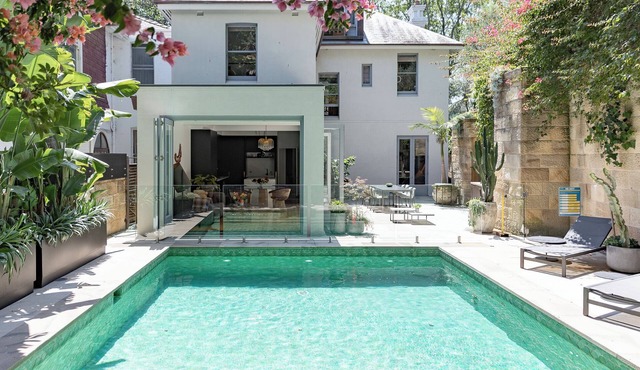 Inner City Private Oasis with Heated Magnesium Pool