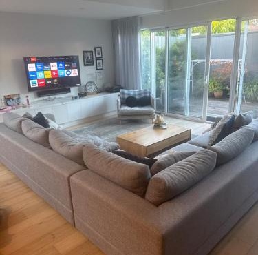 Inner city quiet cottage