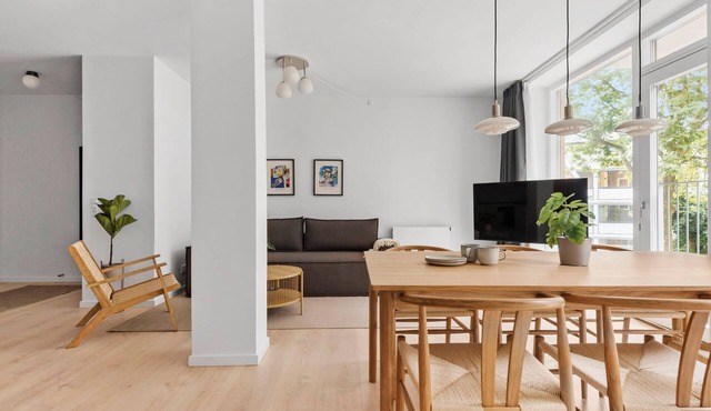 Inner City Suite Summ