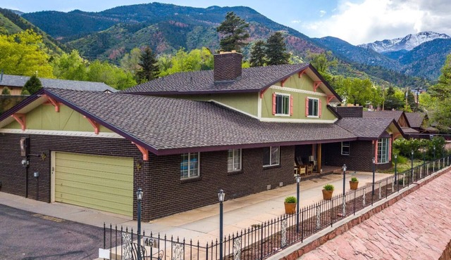 INNhale Bed&Brunch in Manitou Springs