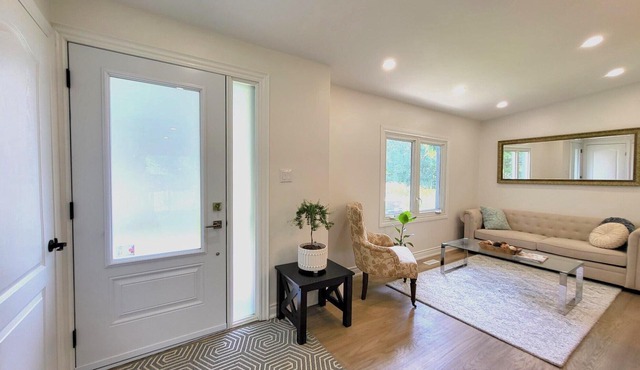 Innisfil HomestaynRenovated home away from home located in the heart of Innisfil