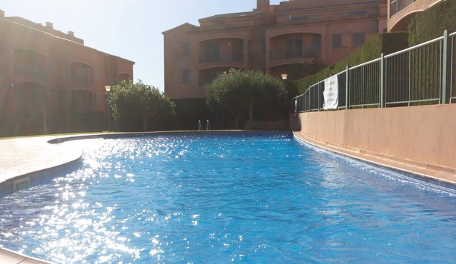 INNOUTHOME TOP-QUALITY, WIFI AND SWMINIG-POOL AV. CALA L'AMETLLA