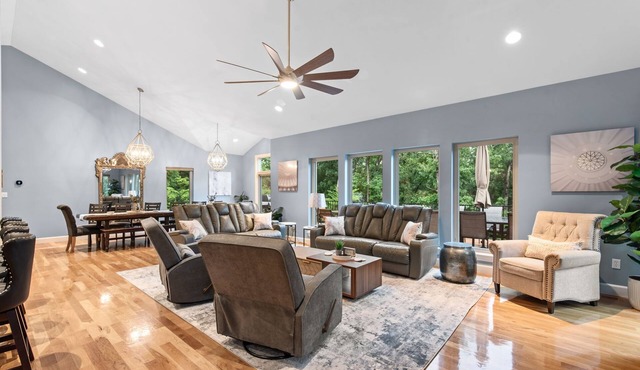 Innsbrook Luxe Escape - 5 bedrooms