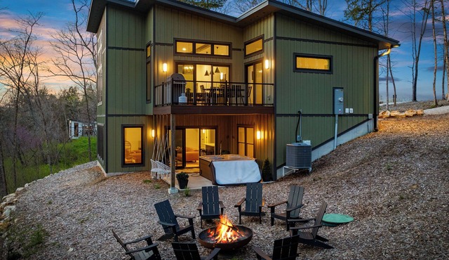 Innsbrook Woods Pool, Hot Tub & Tennis Court