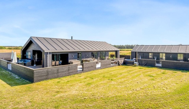 "Inola" - 1km from the sea by Interhome