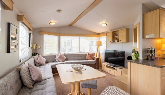 Inside No. 9 Retreat