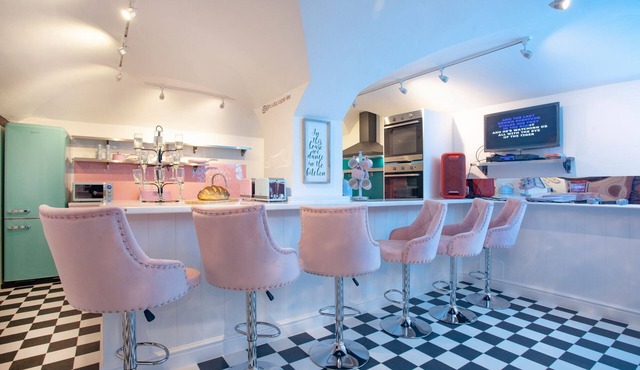 Insta perfect Somerset Kitchen Disco