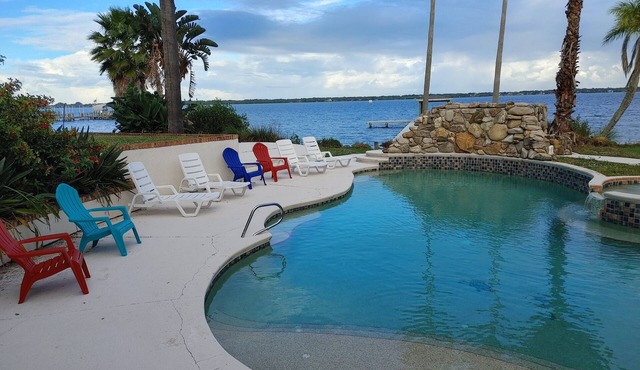 Inter-Coastal 2 BR Apt. within Villa with heated pool, kitchen and dining room