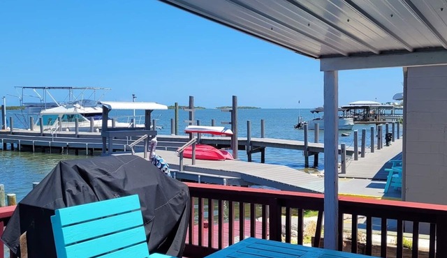 INTERCOASTAL WATERFRONT 3 BEDROOM WITH DOCK AND LAUNCH