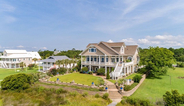 Intercoastal waterway/waterfront