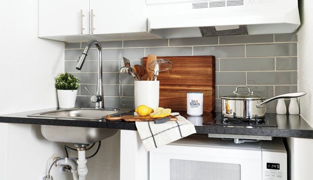 InTown Suites Extended Stay Louisville KY - Wattbourne Lane