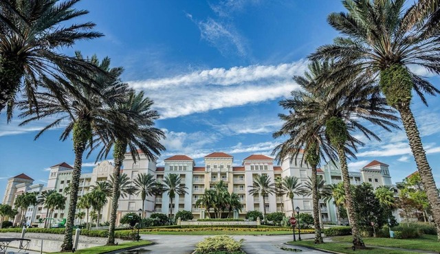 Intracoastal View Condo in Yacht Harbor w/ Private Beach, Water Park, & Golf