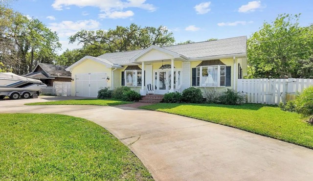 Intracoastal Waterfront Retreat, Sleeps 10