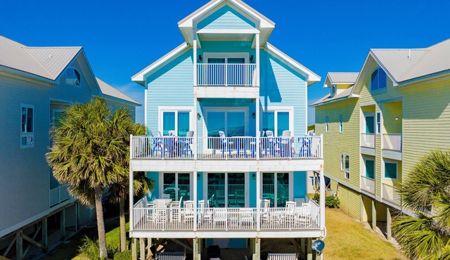 Intrepid – Gulf Front | Community Pool | Elevator
