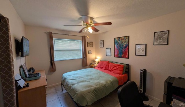Introverts Paradise! Central Largo and Pinellas! 15 mins to beaches!