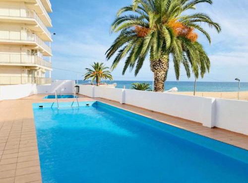Investingspain Studio beach paradise front sea views on the beach