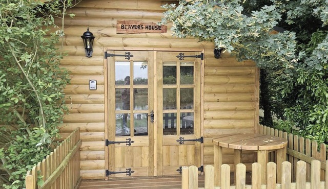 Inviting 1-Bed Cabin in Newmarket