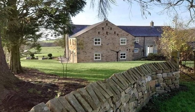 Inviting 1-Bed Cottage in Preston