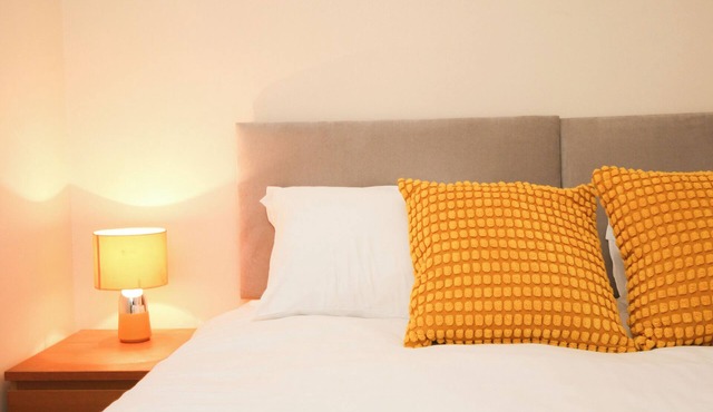 Inviting 2-bed apartment - Perfect for contractors and business travellers.