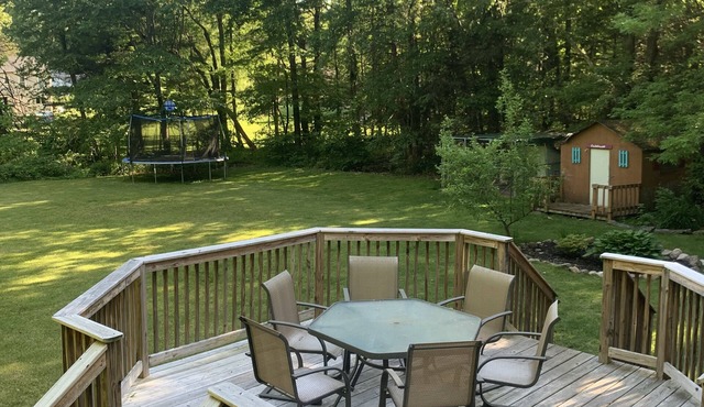 Inviting 3 Bedroom Mid-Century Modern in Canton, CT