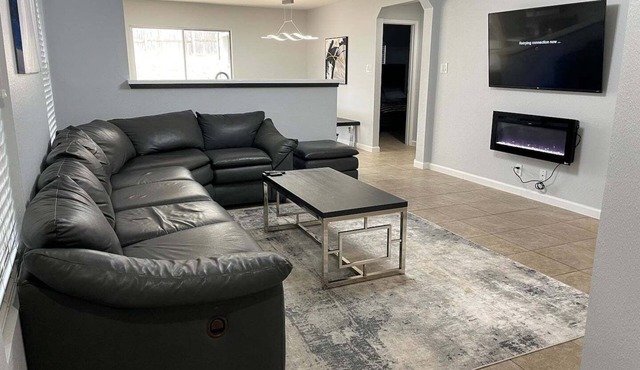 Inviting 3BR 2BA Home Near JW Marriott & TPC Bulverde