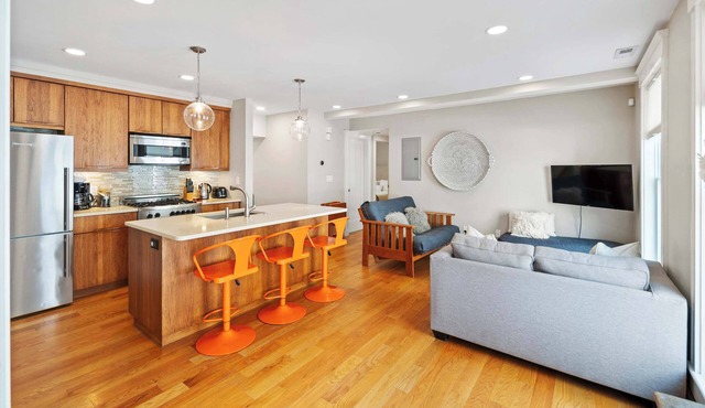 Inviting 3BR In Cambridge, Walk To T & Central Sq