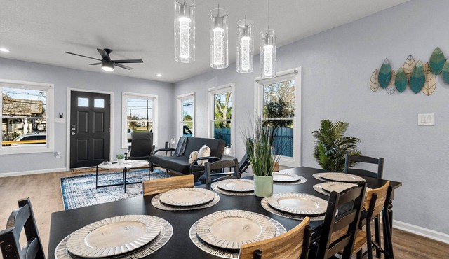 Inviting 4br/2.5ba Downtown Home With Ample Space!