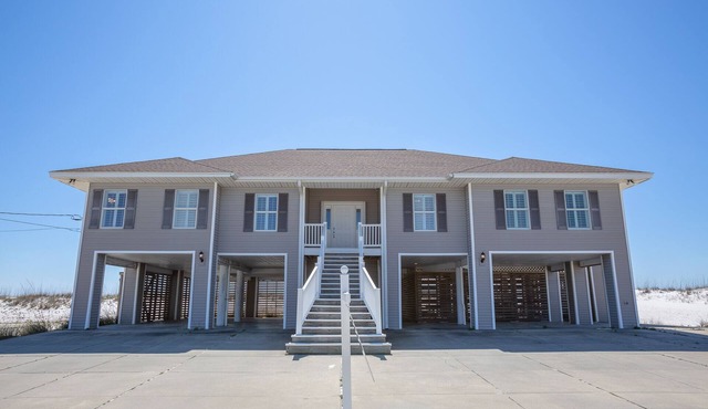 Inviting and charming Gulf Front Home w/spacious kitchen and perfect views!