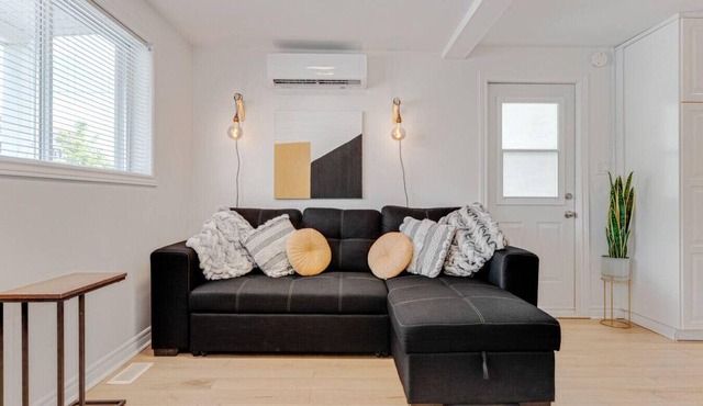 Inviting and Cozy Gem Prime Location and EV Parking